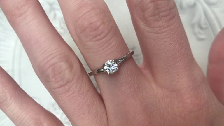 Lily Arkwright Elongated Cushion Cut Rings That Blend Vintage Charm with Modern Luxury
